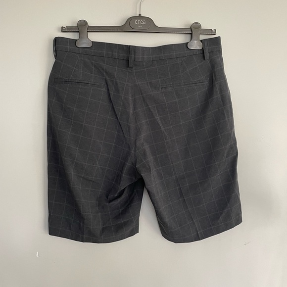 Haggar shorts waist 34” - Picture 2 of 6